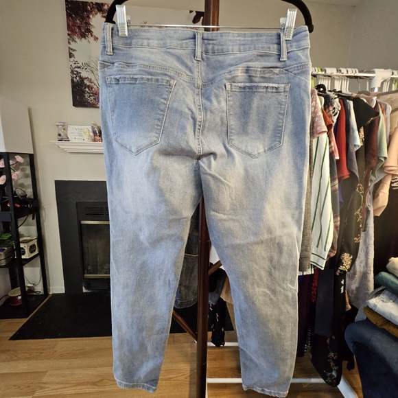 Trendy Light Blue Distressed Skinny Jeans - Picture 2 of 2